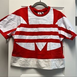 Adidas oversized logo crop tee